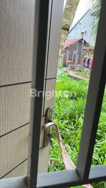 image JUAL RUMAH DAN TANAH LOKASI DI TENGAH KOTA DEKAT AREA KANTOR PEMERINTAHAN (4)