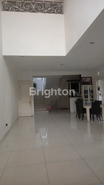 image HUNIAN JAGAKARSA ADA KOLAM RENANG (3)