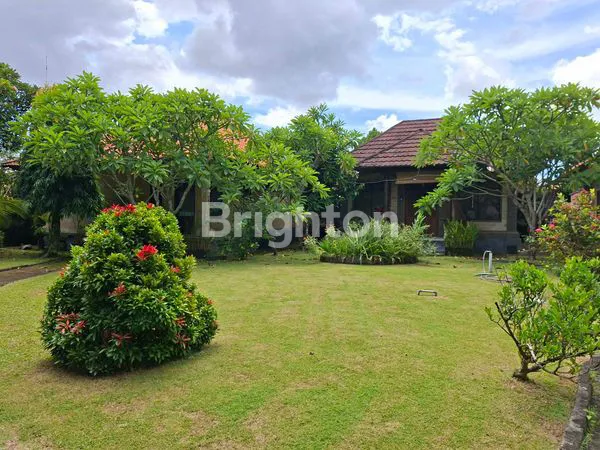 image RUMAH DENGAN 3 COTTAGE, DEKAT PANTAI QUEEN SEA (5)