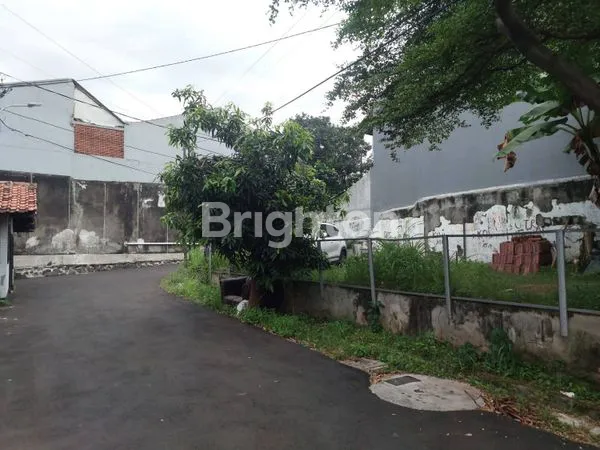 image TANAH HOOK STRATEGIS DI PETUKANGAN SELATAN – JAKARTA SELATAN (4)