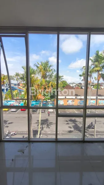 image DIJUAL RUKO STRATEGIS CITRALAND WATERPARK - RUKO 3LANTAI COCOK UNTUK KANTOR DI DENPASAR UTARA - BALI | RKJ7320009 (5)
