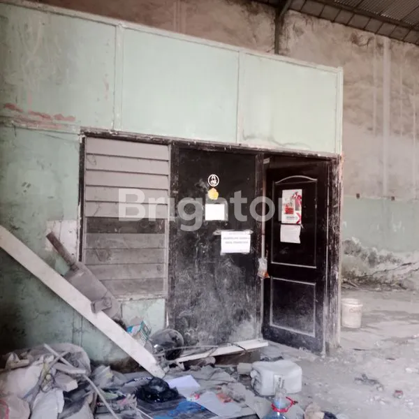 image GUDANG LOKASI SANGAT STRATEGIS DAN KOMERSIAL (5)