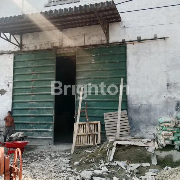 image GUDANG LOKASI SANGAT STRATEGIS DAN KOMERSIAL (1)