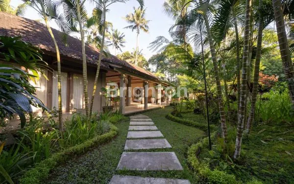image VILLA EKSKLUSIF UBUD, FULLY FURNISHED, 7 KAMAR (6)