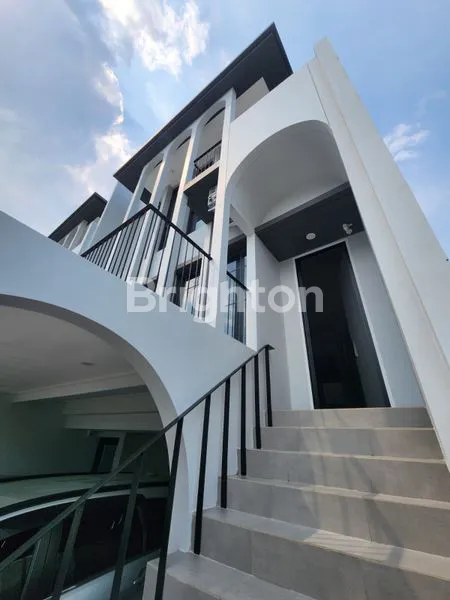 image HUNIAN NYAMAN 3 LANTAI, GREENWICH CLUSTER AETHER BSD CITY (7)