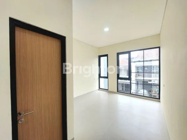 image RUMAH SUNRISE GARDEN JAKARTA BARAT, NEW BRAND (6)