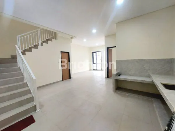 image RUMAH SUNRISE GARDEN JAKARTA BARAT, NEW BRAND (8)