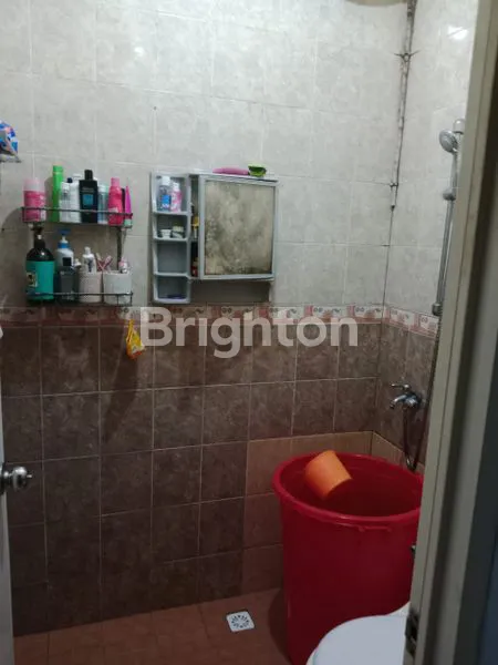 image RUMAH CANTIK 2 LANTAI VILA NUSA INDAH 5, SIAP HUNI, TIDAK BA.JIR LOKASI AMAN DAN NYAMAN (5)