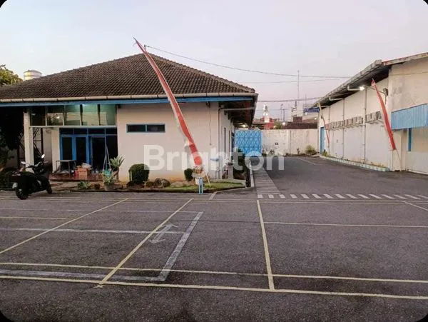 image GUDANG & PABRIK ZONA MERAH INDUSTRI, JALAN BISA DIAKSES CONTAINER 40 FEET, LOKASI STRATEGIS DEKAT PINTU TOL (4)