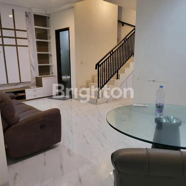 image RUMAH 2 LANTAI FURNISH DI WATER FRONT (8)