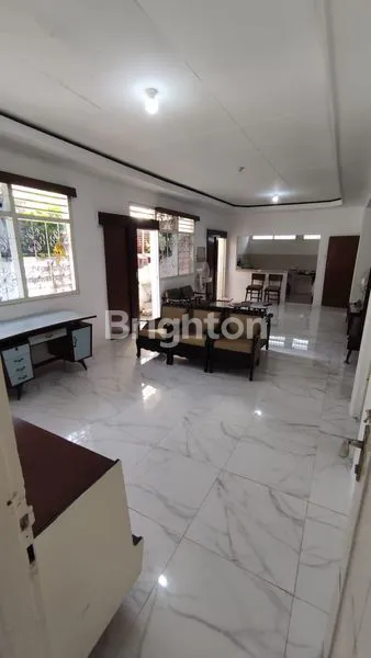 image RUMAH POSISI HOOK TAMBAKSARI SIAP HUNI (2)