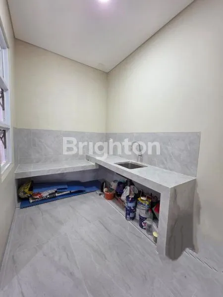 image RUMAH SUNRISE GARDEN JAKARTA BARAT\\\\NNEW BRAND  2½LANTAI (5)