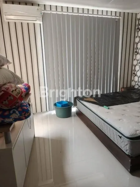 image GLADSTONE GRAND PAKUWON MINIMALIS JARANG DIPAKAI  (3)