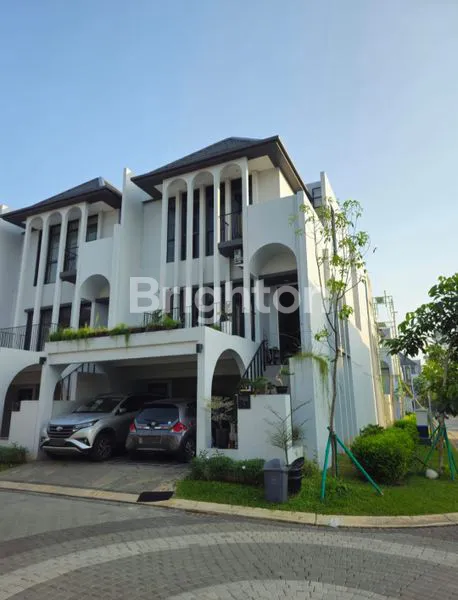 image RUMAH AETHER FURNISH GREENWICH BSD CITY (1)