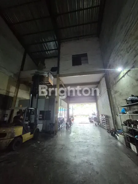 image GUDANG LUAS 705M² DI BATAM CENTRE, PLAFON 13M & MEZZANINE (8)