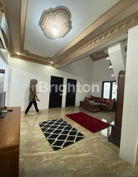 image RUMAH 2 LANTAI, FURNISHED LENGKAP, DEKAT FASILITAS (4)
