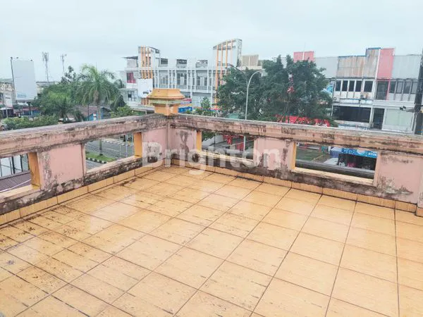 image RUKO STRATEGIS PINGGIR JALAN UTAMA DI MARSMA ISWAHYUDI (6)