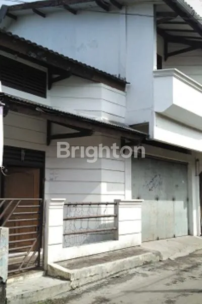 RUMAH DUA LANTAI DI PUSAT KOTA - SUKABUMI