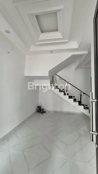 image ARAYA 2 SBY AMERICAN MINIMALIS NEW CIAMIK SISA 1 UNIT AJA, PARKIRAN LUAS (5)