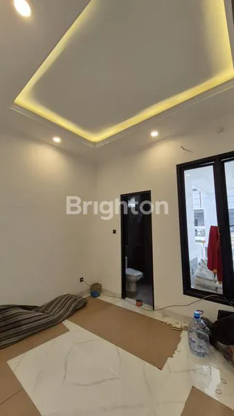 image ARAYA 2 SBY AMERICAN MINIMALIS NEW CIAMIK SISA 1 UNIT AJA, PARKIRAN LUAS (7)