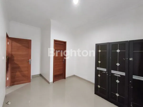 image RUMAH 2 LANTAI SIAP HUNI 4 KT DI RENON, LT 130M² (6)