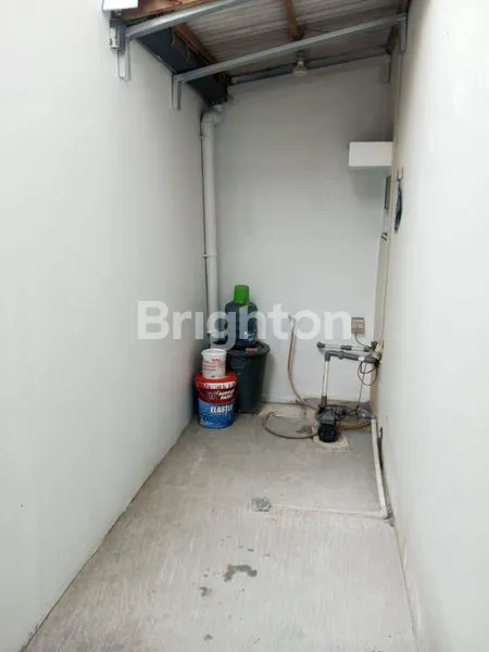 image RUMAH KELUARGA STRATEGIS DI CLUSTER SUMMERLAND – PARADISE SERPONG CITY (8)