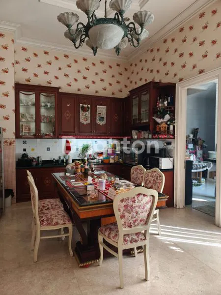 image RUMAH MEWAH TERJANGKAU FURNISHED DEKAT MAYJEND, KUPANG INDAH SURABAYA BARAT (1)