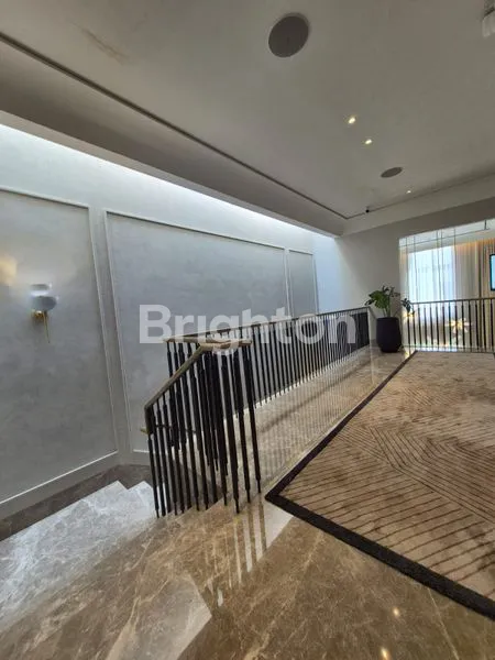 image RUMAH SULTAN DI THE GRAMERCY ALAM SUTERA, LT 312M² (7)