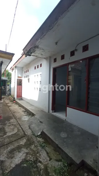 image RUMAH SEWA 100M DARI JALAN RAYA DI PUSAT KOTA MALANG (1)