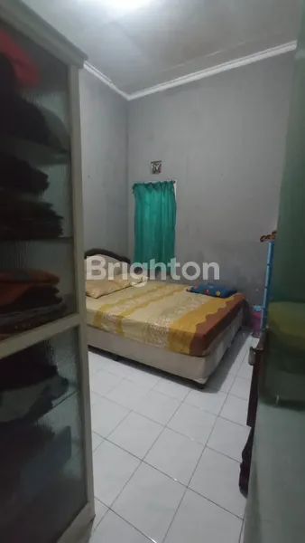 image DIJUAL RUMAH USAHA DENGAN RUANG KANTOR DI DEPAN LINGKUNGAN ISLAMI (5)