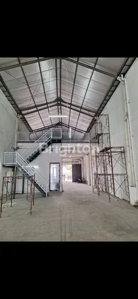 image GUDANG STRATEGIS DI JALAN RAYA NASIONAL , SHM, SIAP PAKAI (2)