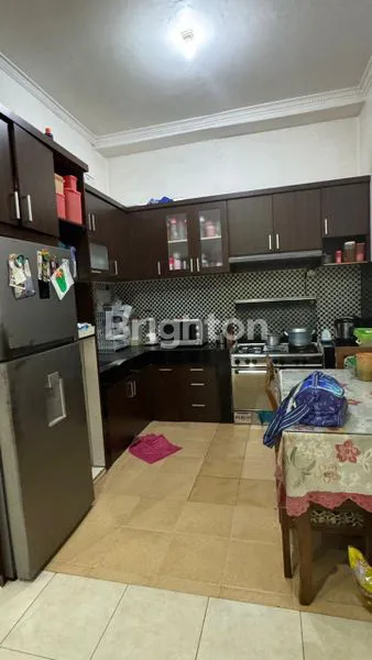 image RUMAH STRATEGIS, 3KT SEMI FURNISH, DEKAT LRT & TOL (6)