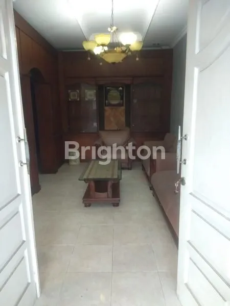 image RUMAH BAGUS SEMI FURNISH DI CIMANGGIS DEPOK (1)