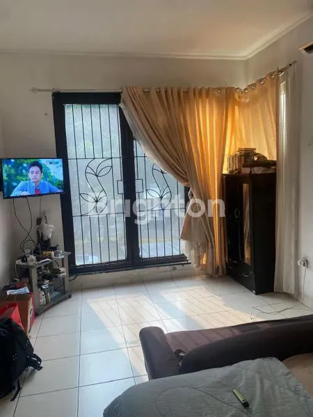 image DIJUAL RUMAH DI CLUSTER SERENADE LAKE  GADING SERPONG  (5)