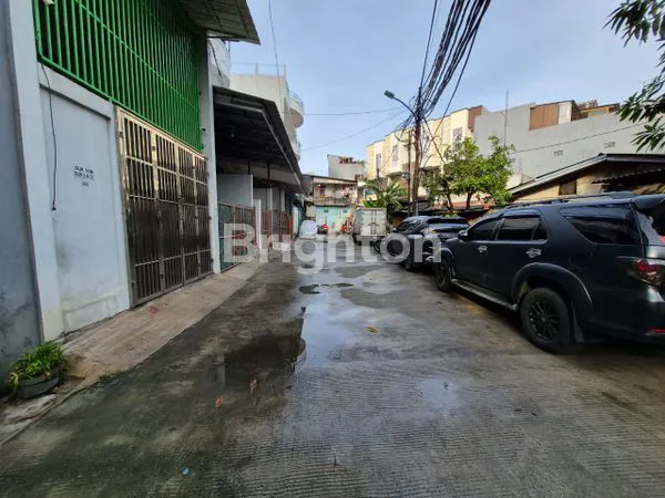 image RUKO GANDENG DI TELUK GONG 3 LANTAI & BEBAS BANJIR (3)