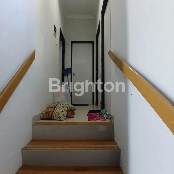 image RUMAH DUA LANTAI DI PURI SURYA JAYA (3)