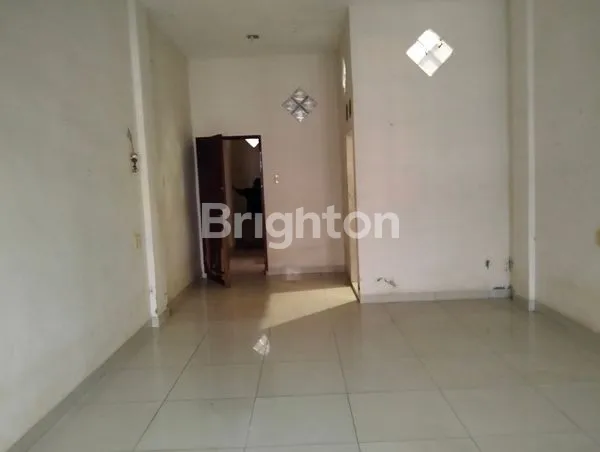 image RUKO 3 LANTAI SHM, LT 64M² DI BILAL PRIMA MEDAN (4)