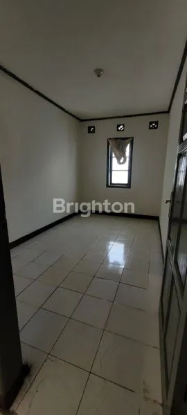 image RUMAH  2 LANTAI DI JALAN BANTENG BANDUNG (6)