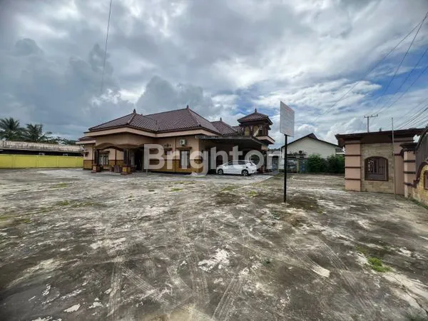 image RUMAH MEWAH 700M² SIAP HUNI DEKAT BIG MALL (8)