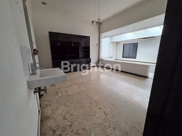 image RUMAH BAGUS TERAWAT KUPANG BARU SURABAYA BARAT (4)