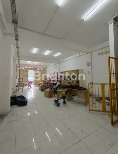 image RUKO EKSKLUSIF LT 160M² DI JALAN GATOT SUBROTO TENGAH (2)