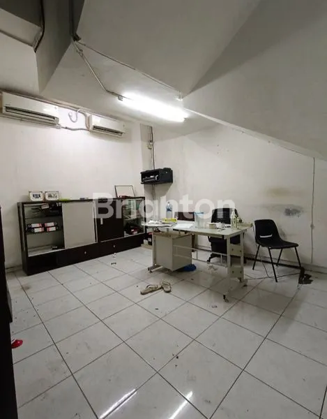 image RUKO EKSKLUSIF LT 160M² DI JALAN GATOT SUBROTO TENGAH (3)