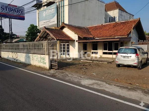 image JUAL KANTOR/MESS & GUDANG DI JL RING ROAD UTARA JOGJA (5)