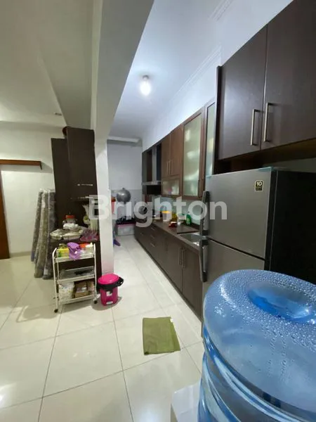 image RUMAH 2,5 LANTAI DI KOMPLEK DPR RI 2 MERUYA SELATAN – DEKAT TOL JORR & KAMPUS MERCU BUANA (5)