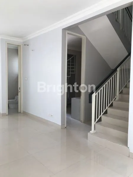 image RUMAH 2 LANTAI SIAP HUNI LONG BEACH PAKUWON CITY (4)