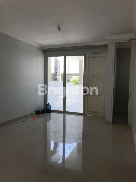 image RUMAH 2 LANTAI SIAP HUNI LONG BEACH PAKUWON CITY (3)