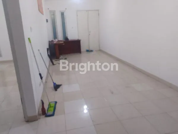 image RUMAH 2 LANTAI SIAP HUNI DI CIBUBUR, AKSES TOL ±8 MENIT (7)