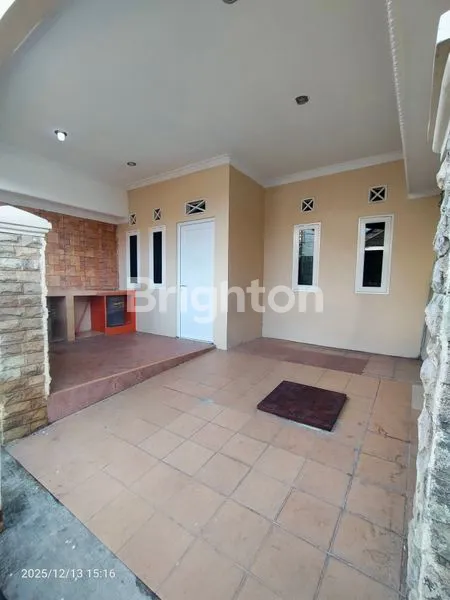 MURAH RUMAH BAGUS 2 LANTAI DALAM KOMPLEK PERUMAHAN DAERAH PORIS TANGERANG