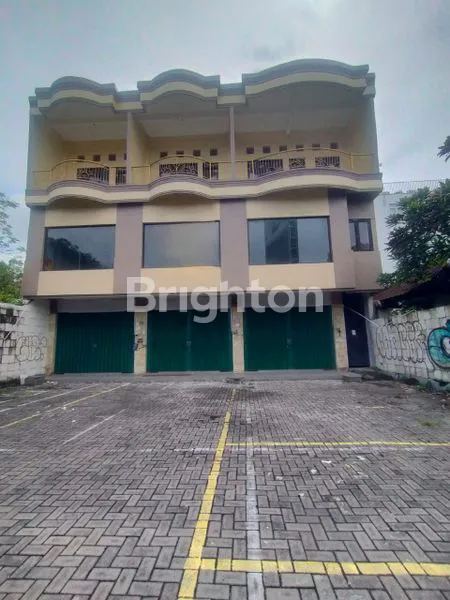 image DI SEWAKAN RUKO LANTAI 3 COCOK UNTUK BERBAGAI MACAM USAHA LOKASI DI PINGGIR JALAN BY PAS NGURAH RAI -DENPASAR BALI (7)