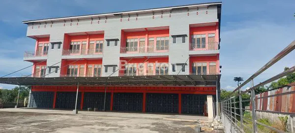 image RUKO ENAM PINTU (1)